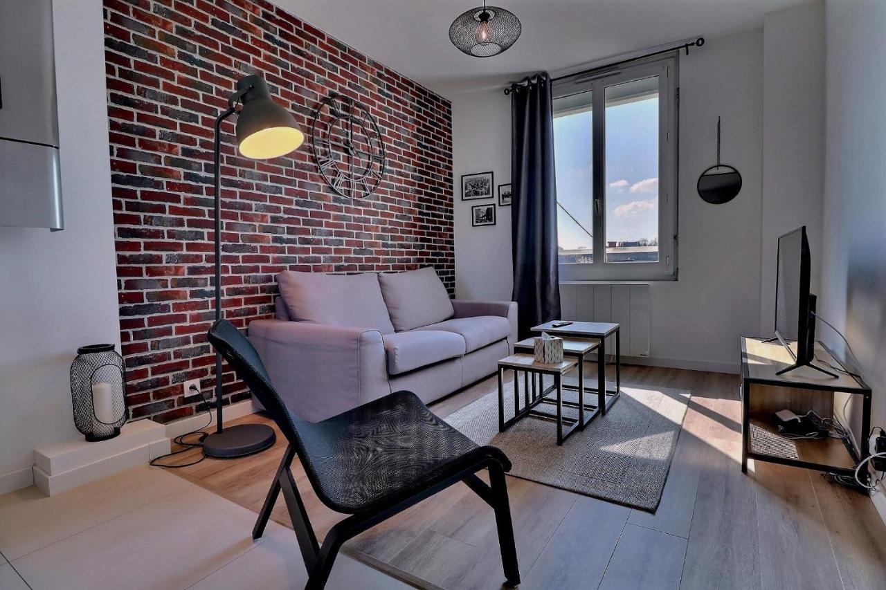 Appartement Logisy En Centre-Ville De Vitre I Logisy L'Indu Витре Экстерьер фото